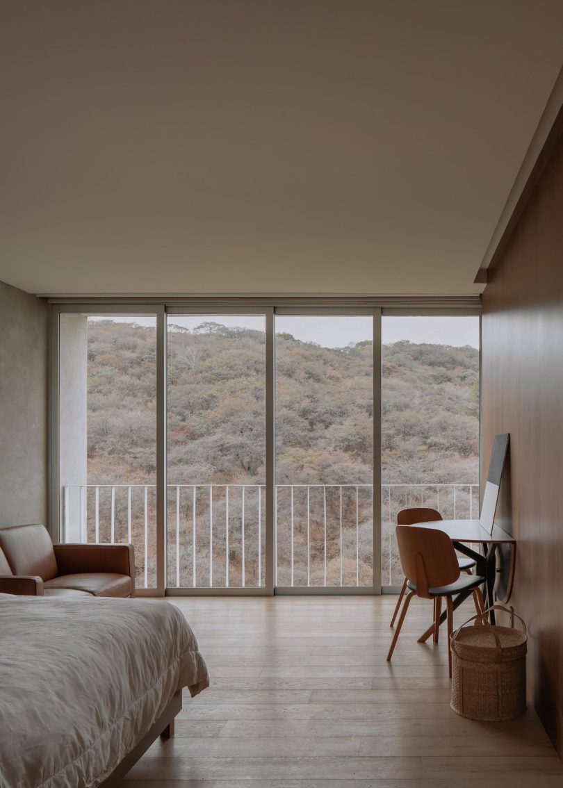 Escobedo Soliz设计的卡纳达之家Casa de la Cañada