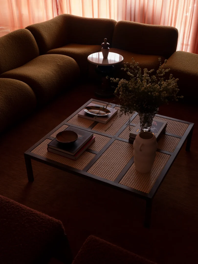 由Studio Prineas设计的DORIA Apartment,奢华且平易近人