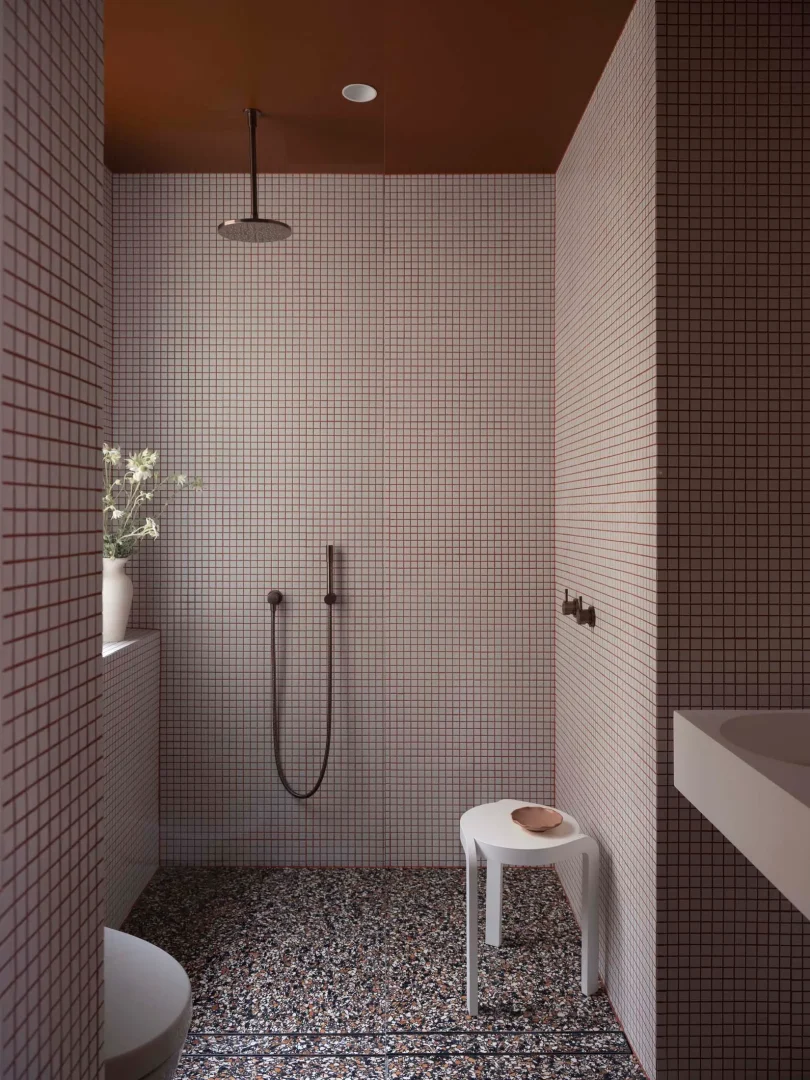 由Studio Prineas设计的DORIA Apartment,奢华且平易近人