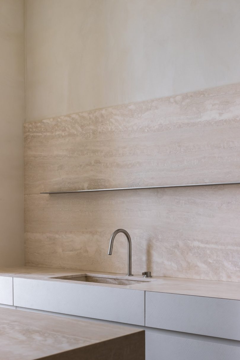 由Atelier MKD设计的巴黎极简住宅Henri Martin