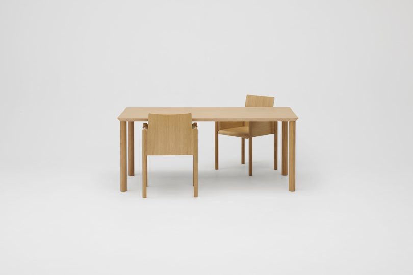 Ronan & Erwan Bouroullec设计的极简餐桌Usurai Table