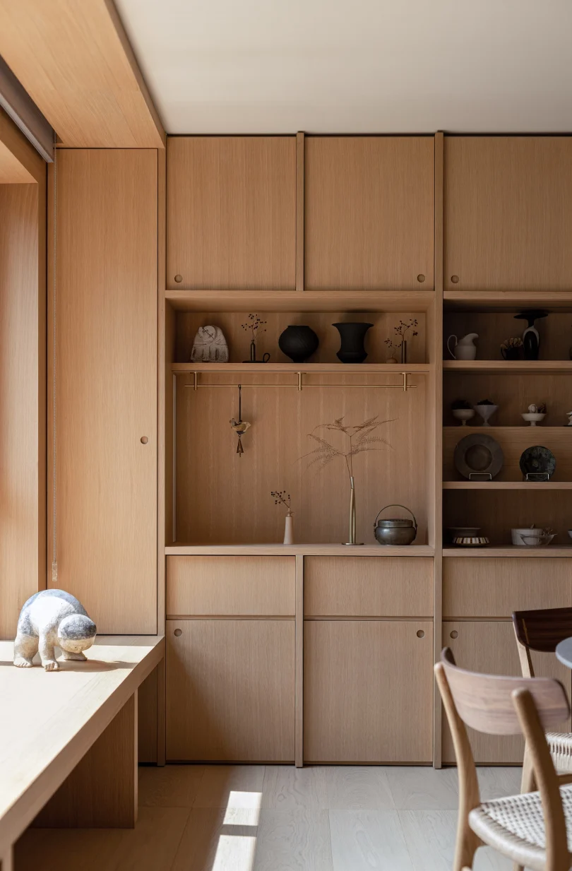 由MUKA Architects设计的极简主义住宅Years