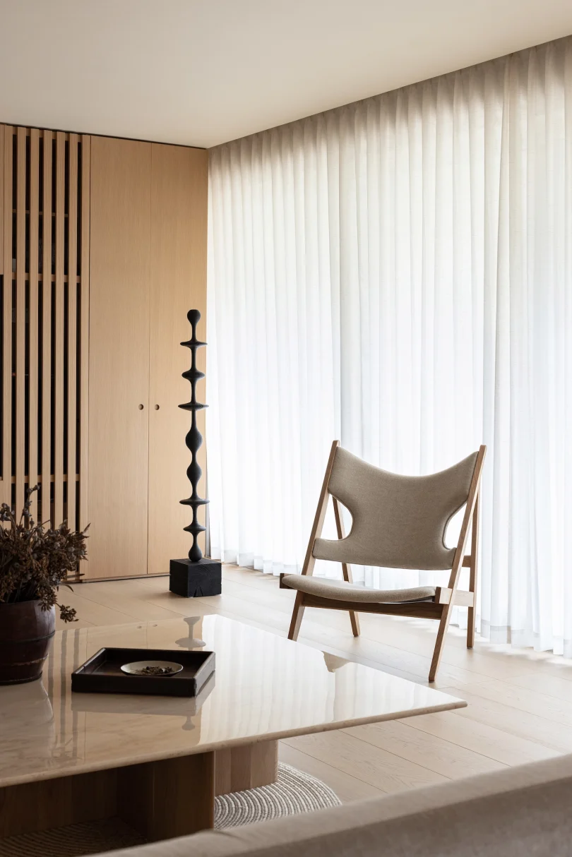 由MUKA Architects设计的极简主义住宅Years