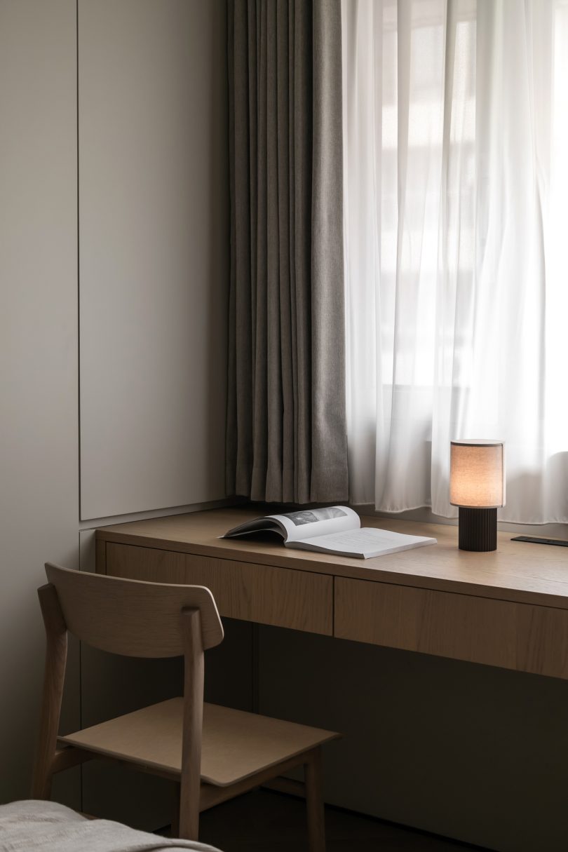 由MUKA Architects设计的极简住宅A&E Apartment