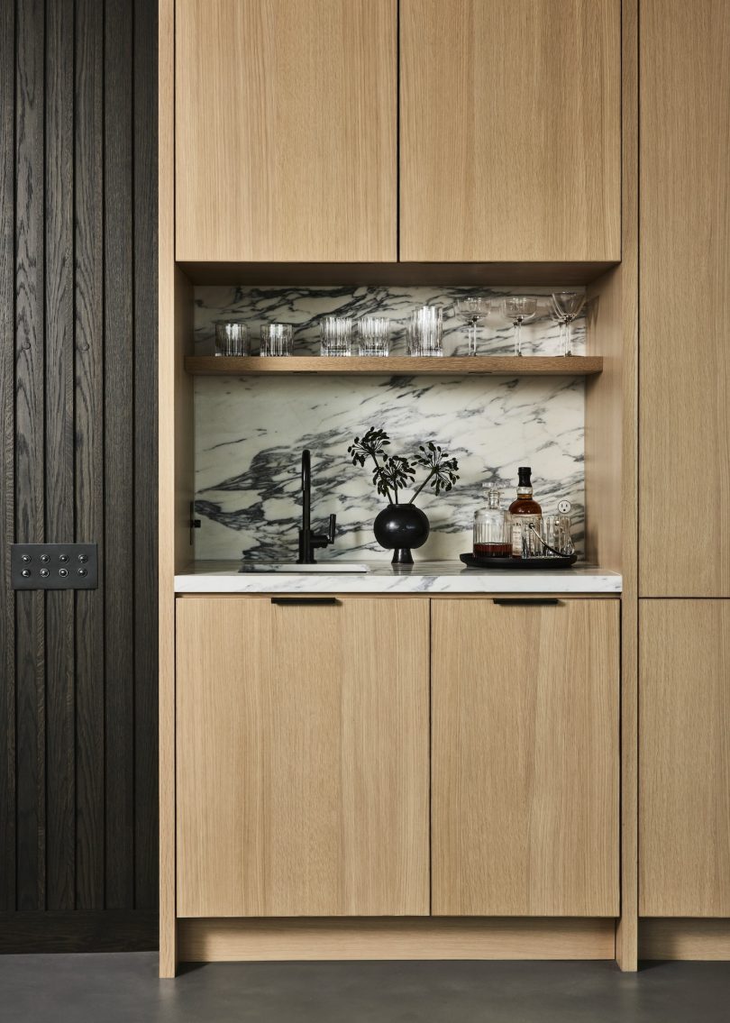 Morris Adjmi设计的极简顶层公寓Austin Nichols Penthouse