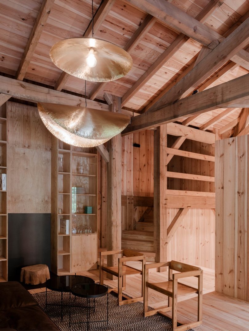 由Cube Architectes设计的极简度假屋Cap Ferret