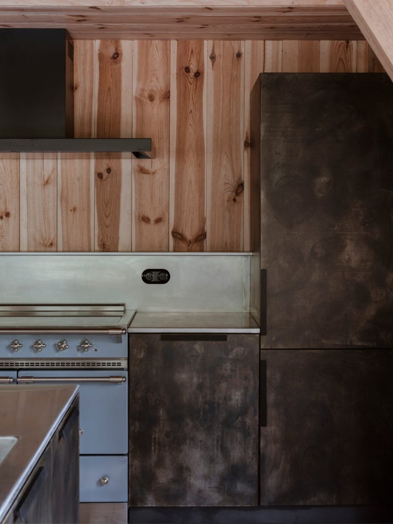 由Cube Architectes设计的极简度假屋Cap Ferret
