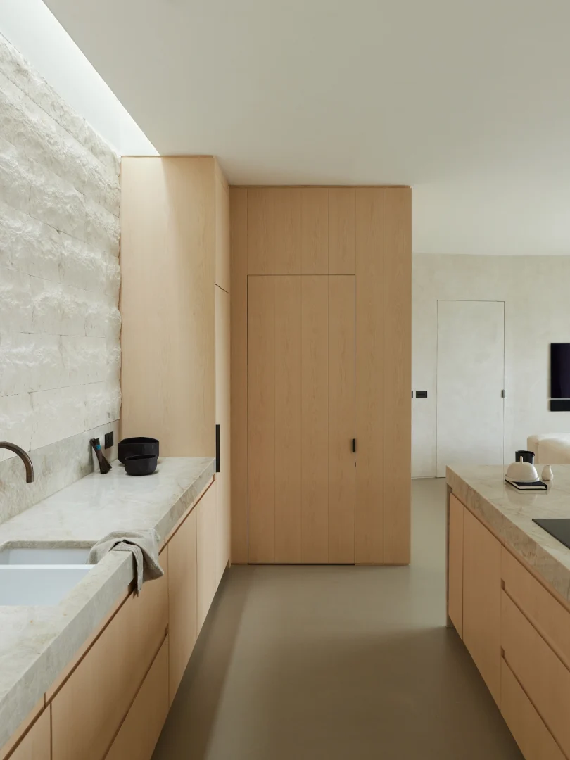 由Room设计的极简主义住宅Hebridean Home