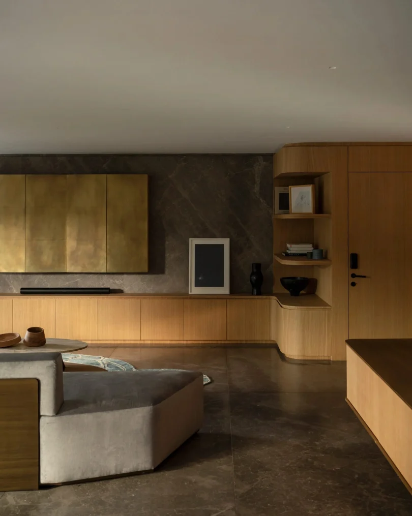 由Hector Esrawe设计的迷你公寓La Loma Apartment