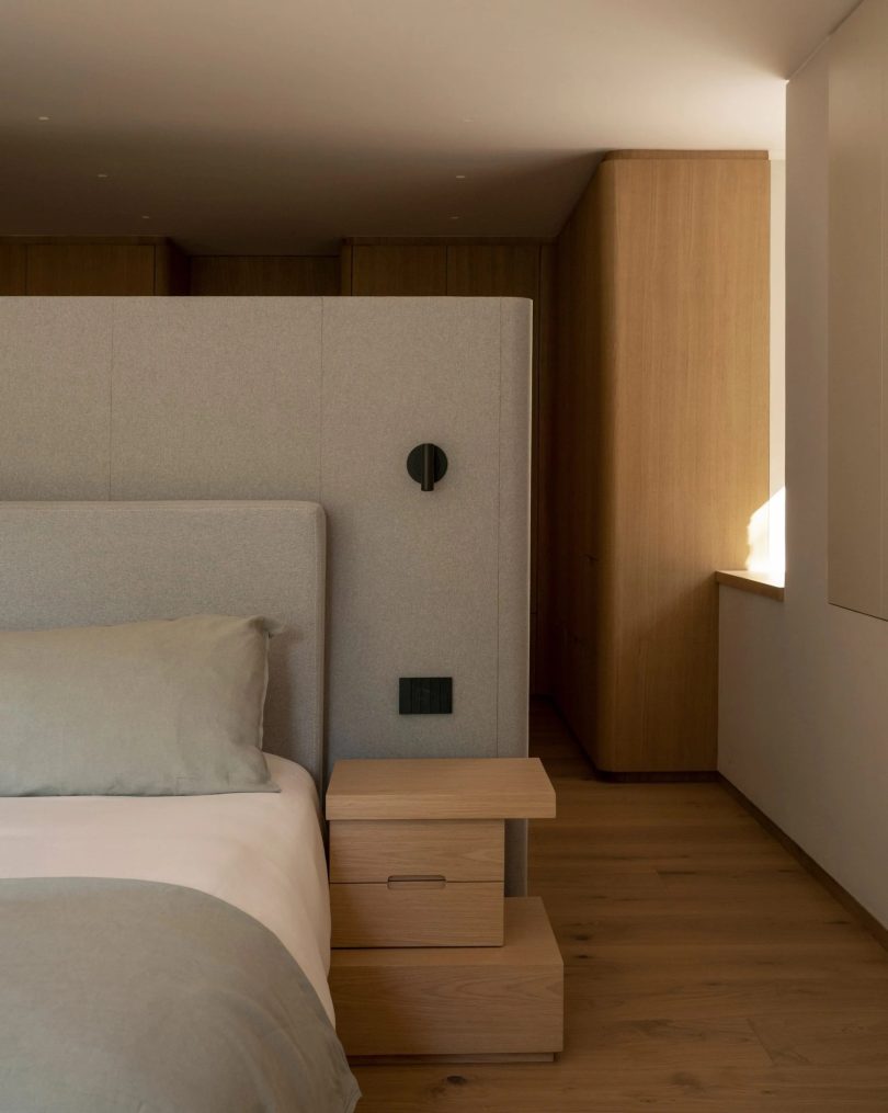 由Hector Esrawe设计的迷你公寓La Loma Apartment