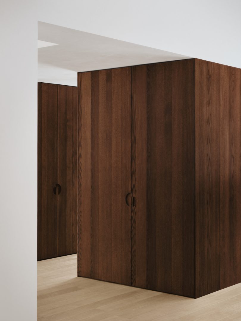 Vives St-Laurent设计的极简住宅Montpellier Residence