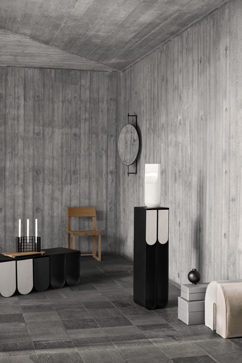 由Kristina Dam设计的极简椅子Outline Chair