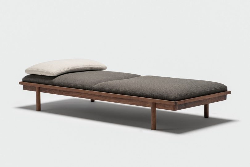 Cameron Foggo设计的极简沙发床Pensive Daybed