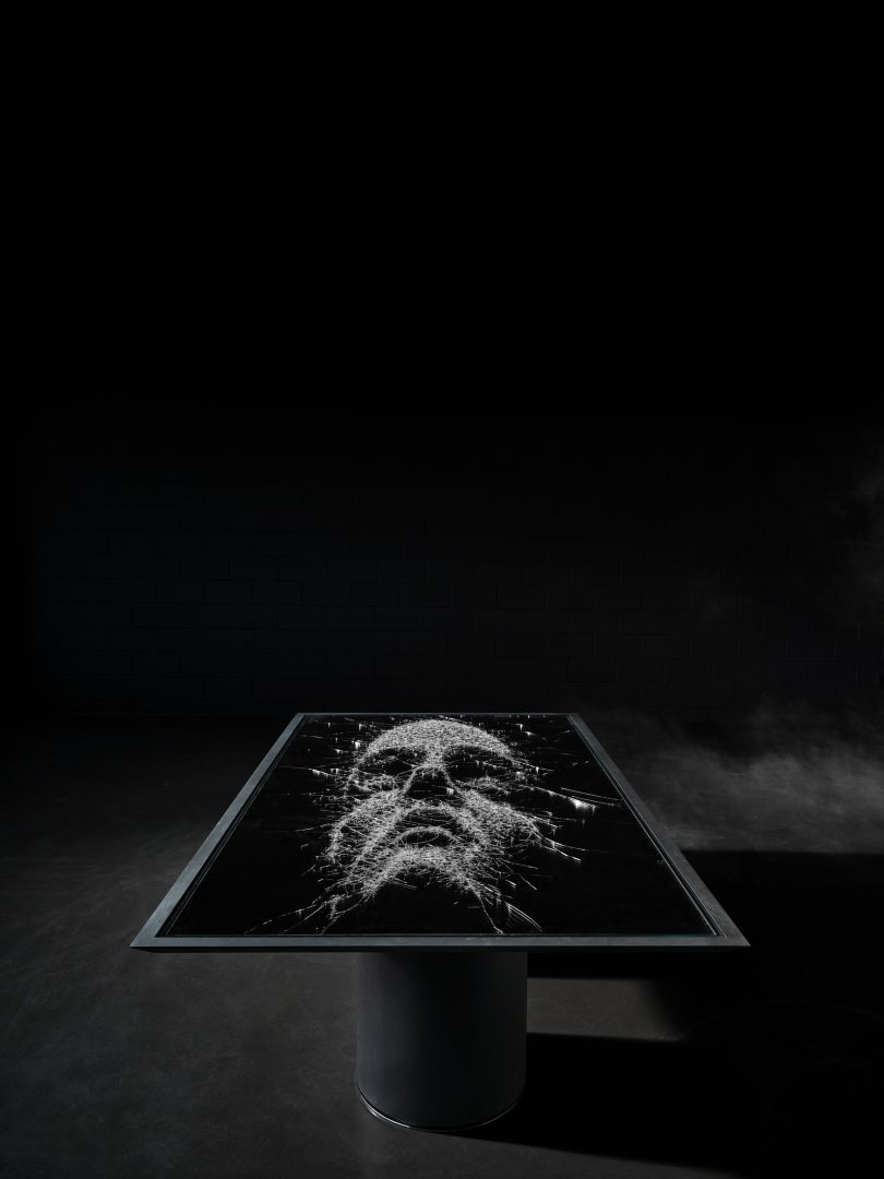 2023米兰设计周:Simon Berger设计的镜子Reflected Identities