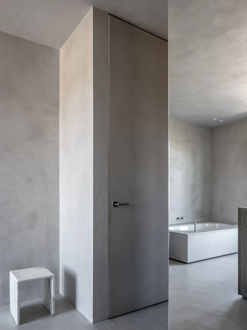 Pieter Vanrenterghem设计的极简住宅Residence MG