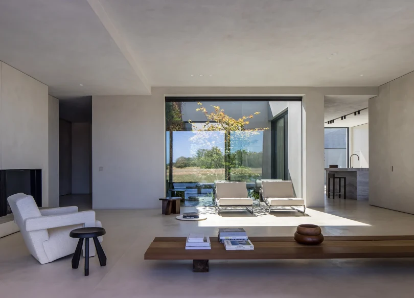 Pieter Vanrenterghem设计的极简住宅Residence MG