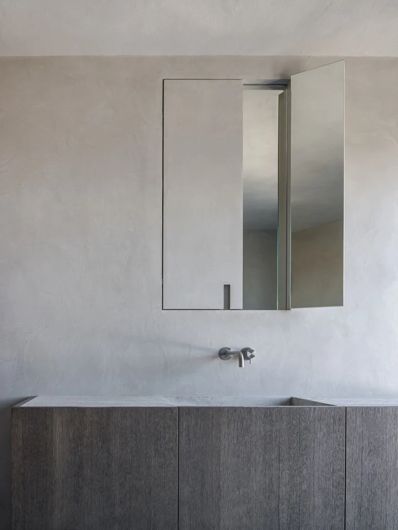 Pieter Vanrenterghem设计的极简住宅Residence MG