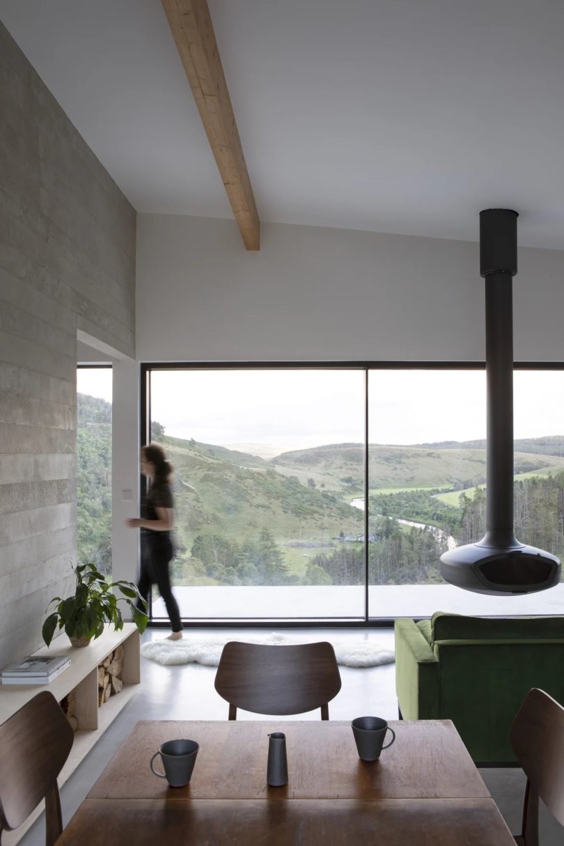 由Brown & Brown设计的极简住宅Spyon Cop