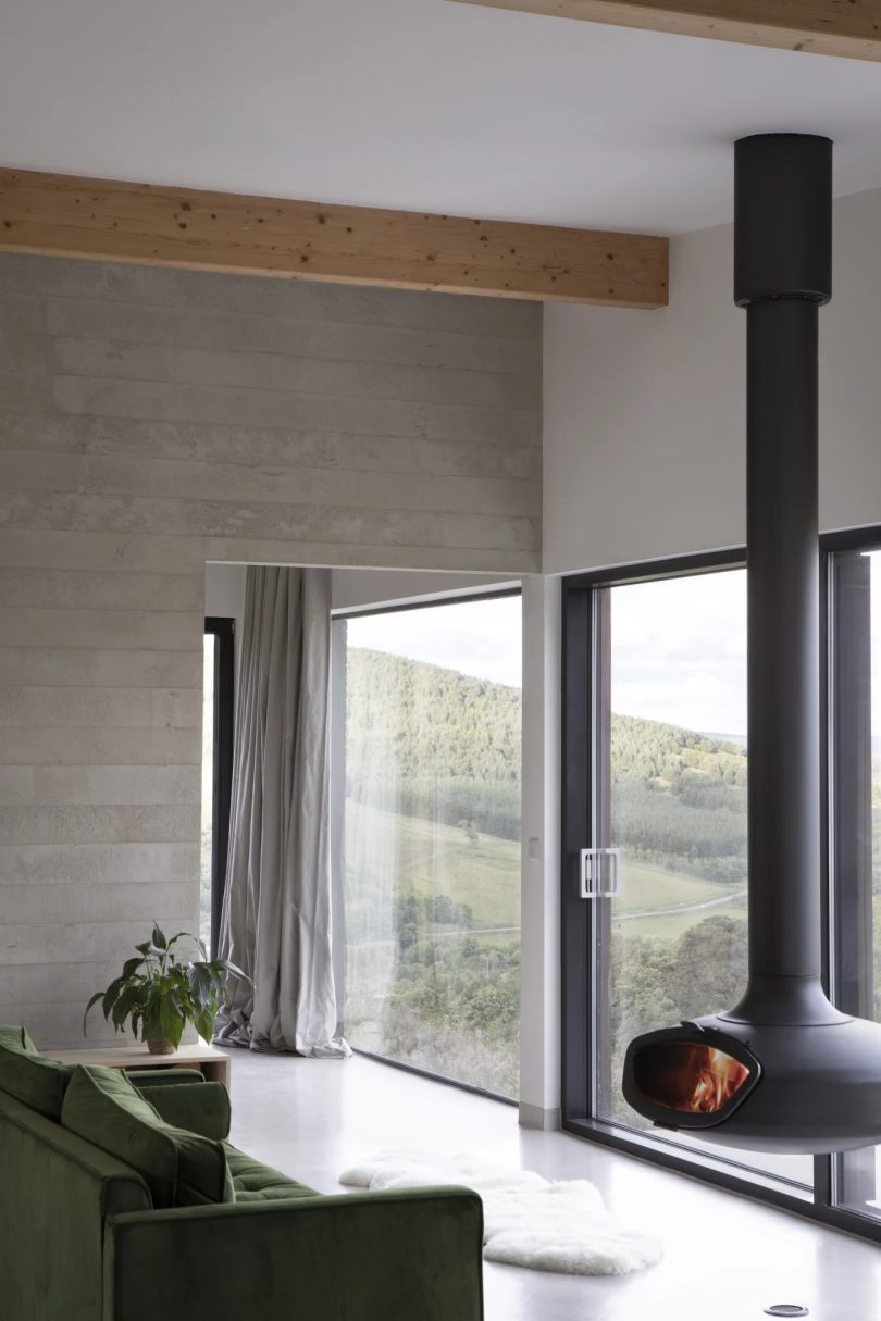 由Brown & Brown设计的极简住宅Spyon Cop