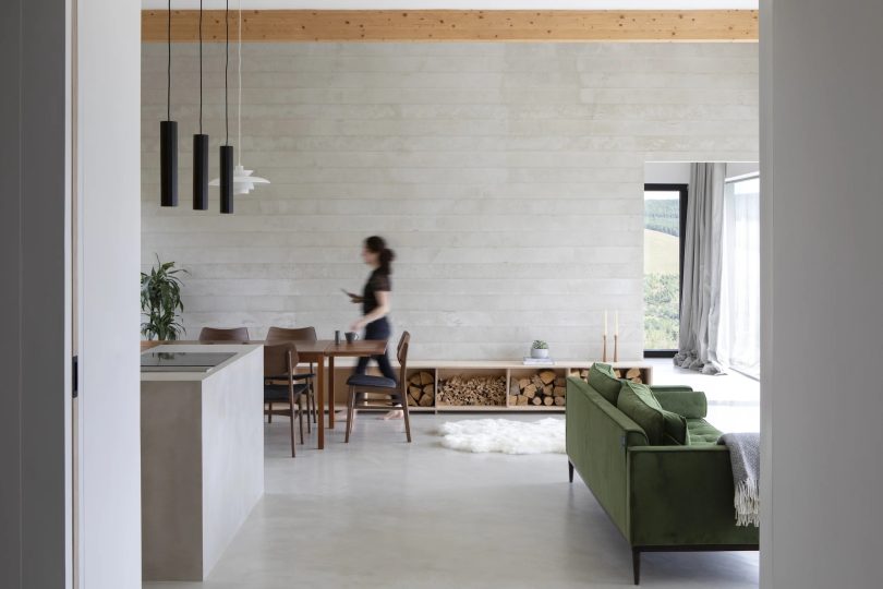 由Brown & Brown设计的极简住宅Spyon Cop