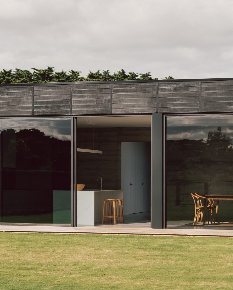 MGAO设计的海滨别墅Thirteen Beach House