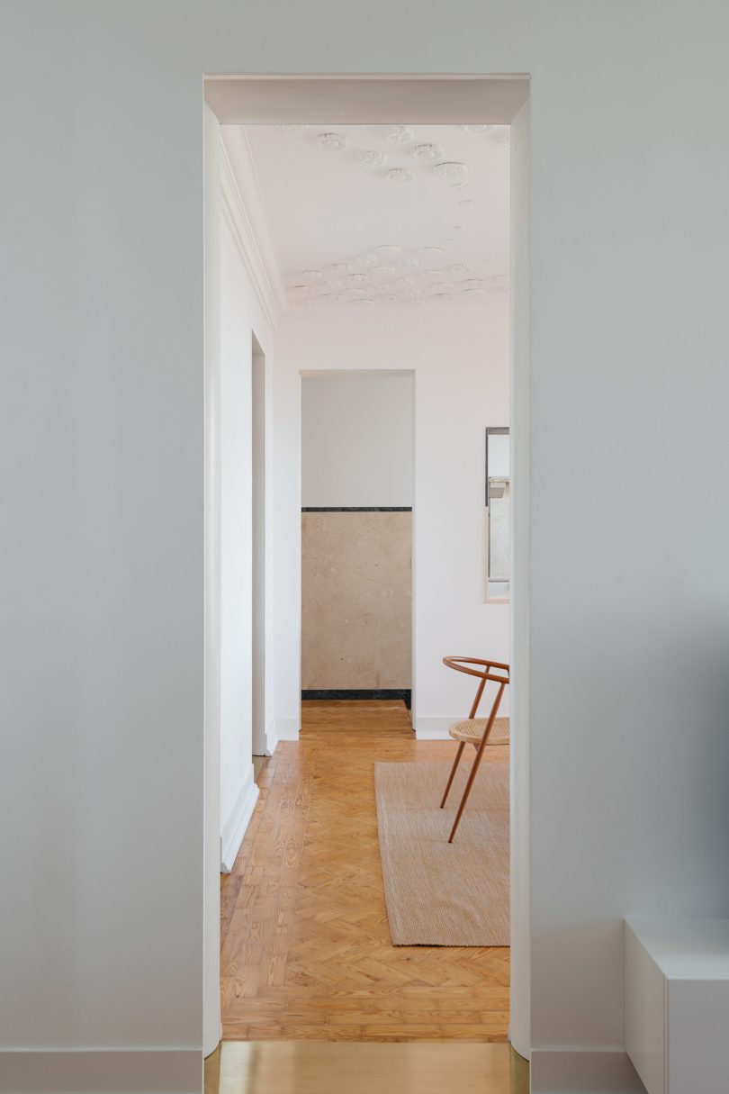 Aurora Arquitectos设计的极简公寓Bela Vista À Lapa Apartment