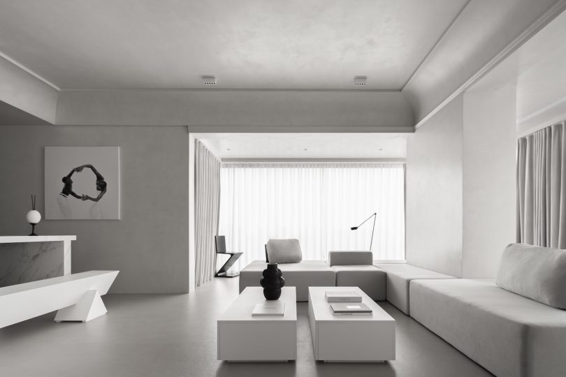 由NONO Studio设计的极简空间Cocoon