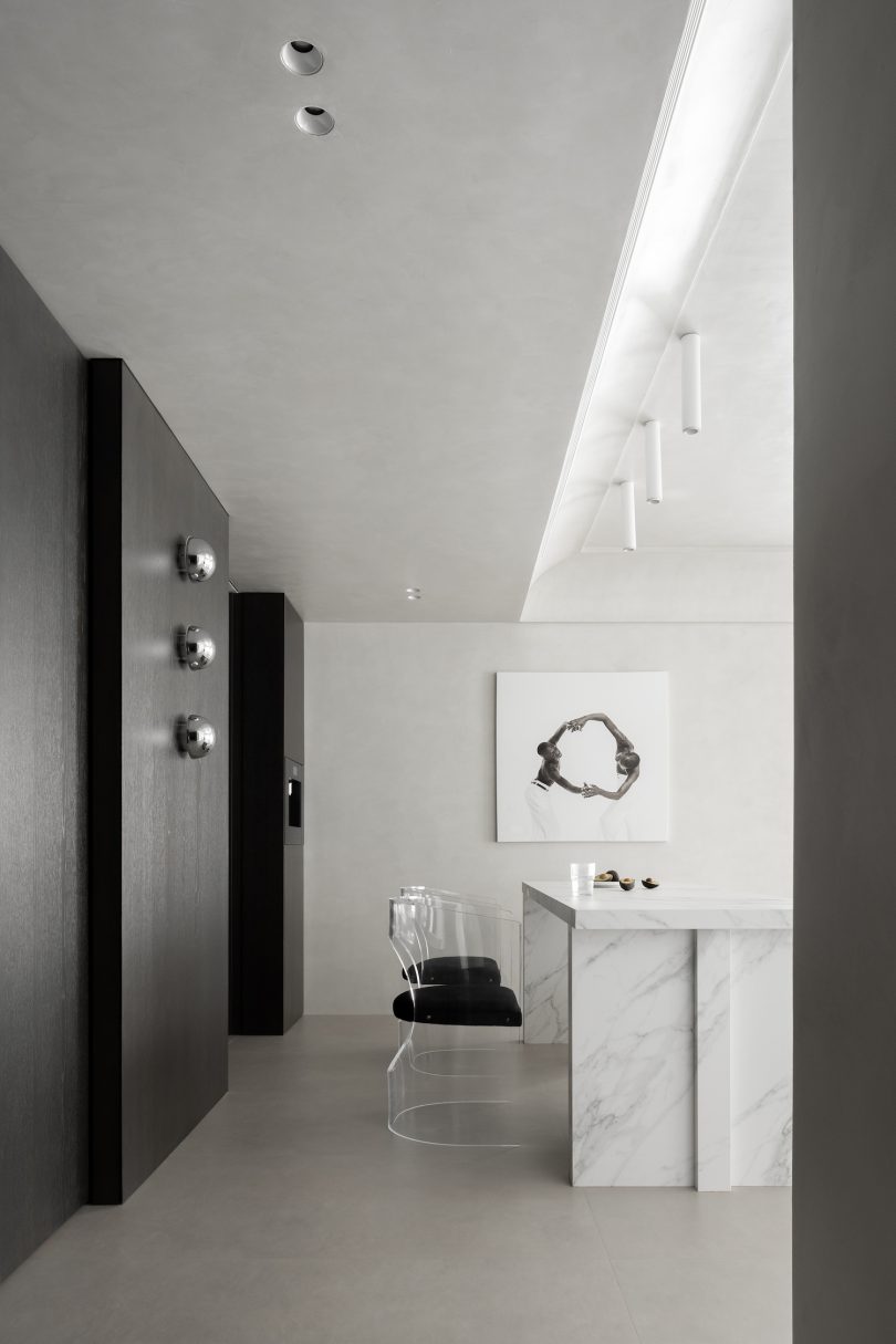 由NONO Studio设计的极简空间Cocoon