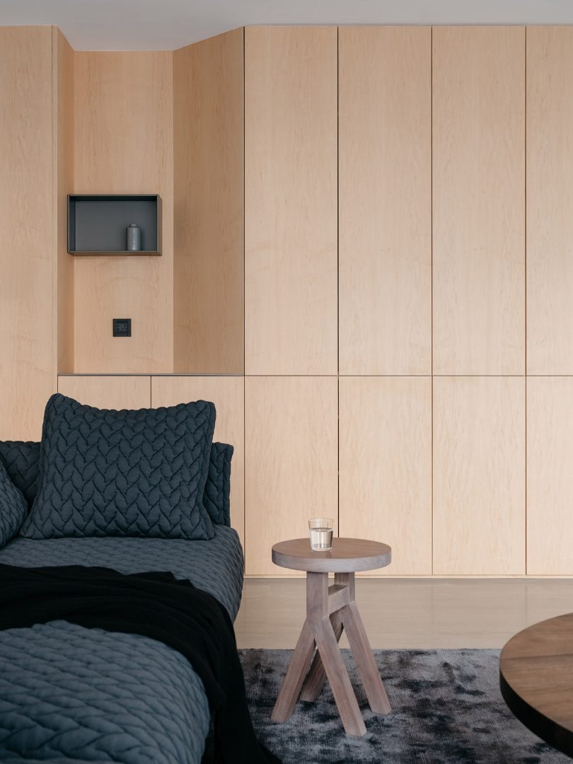 Jiang Jie Design设计的极简住宅Dongfang Runyuan Residence