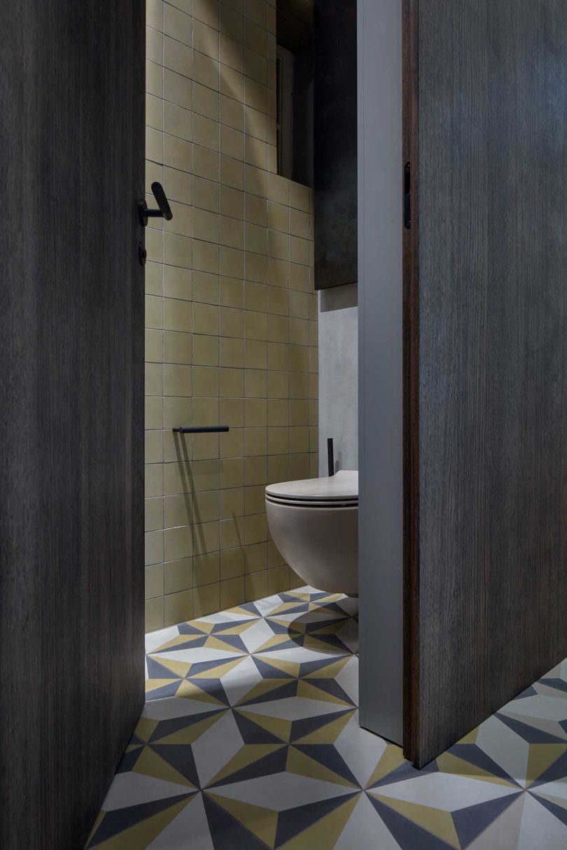 Malfinio设计改造的百年公寓EO7 Apartment