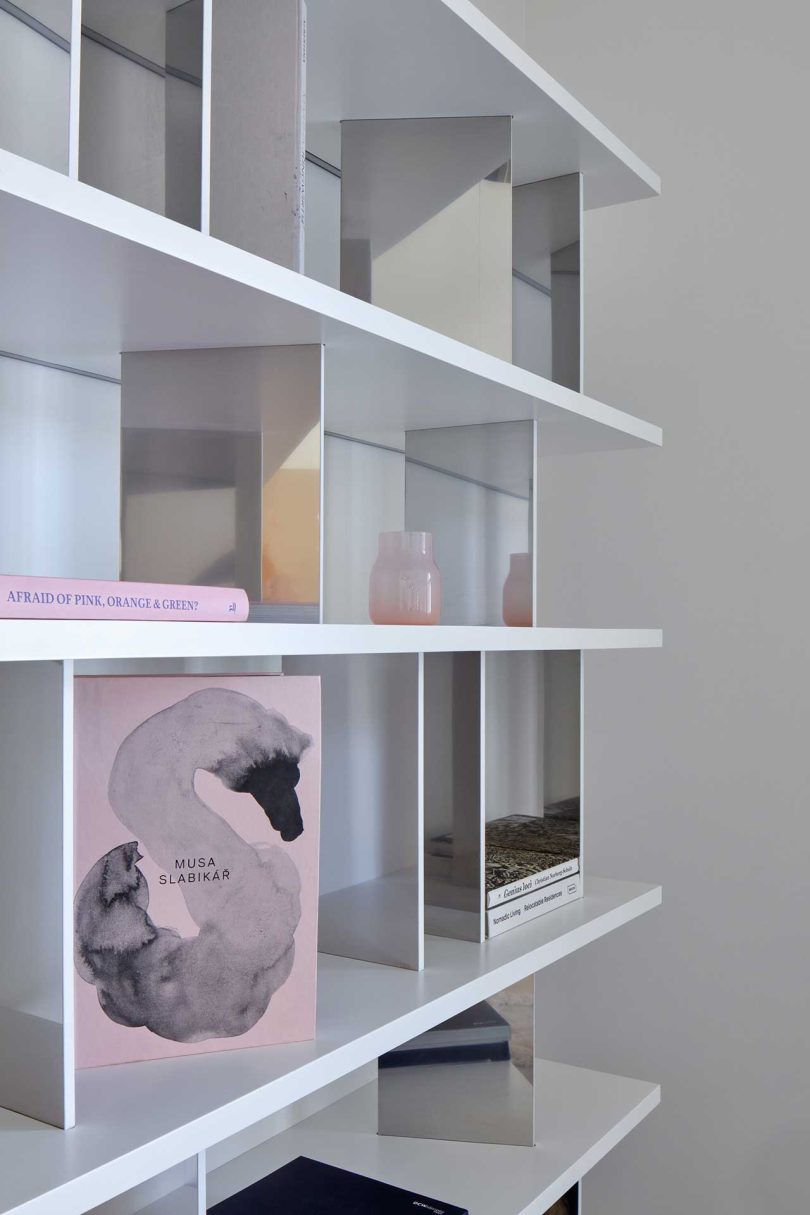 Malfinio设计改造的百年公寓EO7 Apartment