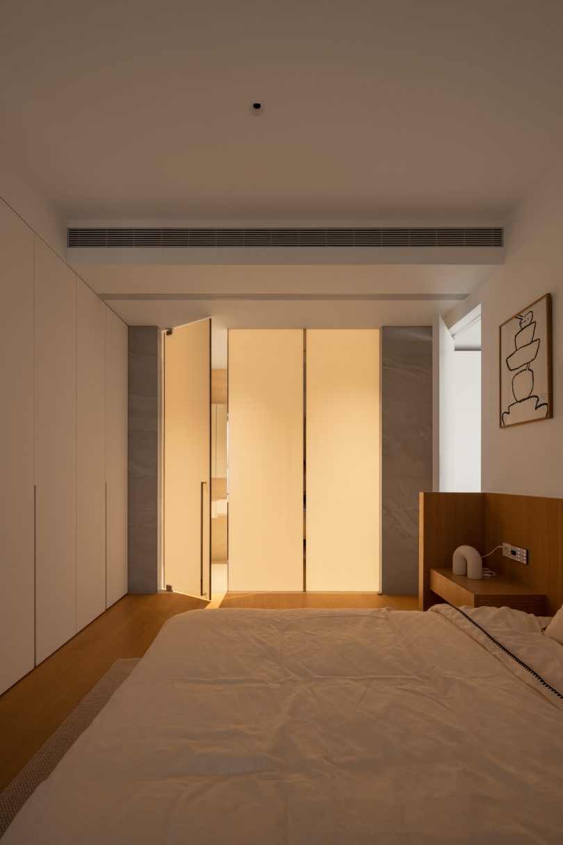 由CYID设计的极简住宅Flow of Light