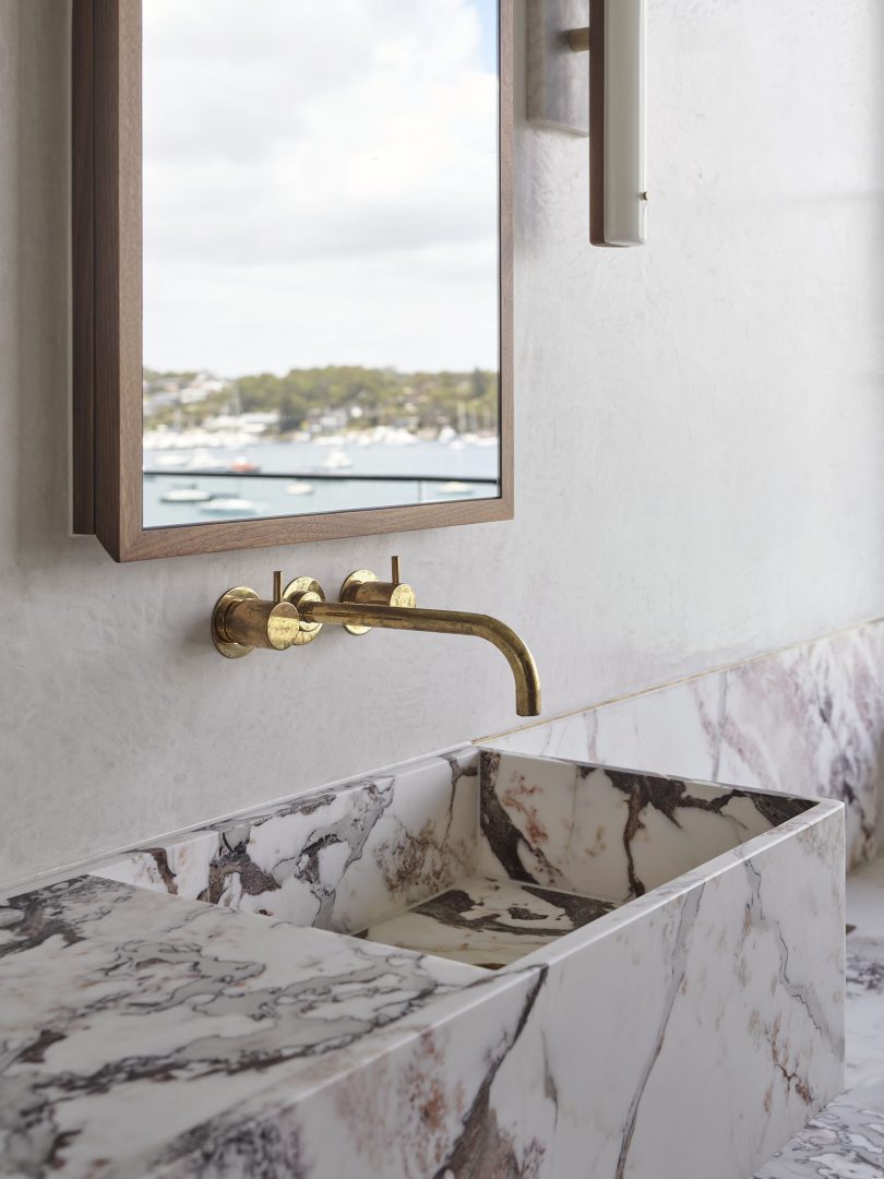 由Akin Atelier设计的极简住宅Gunnamatta House