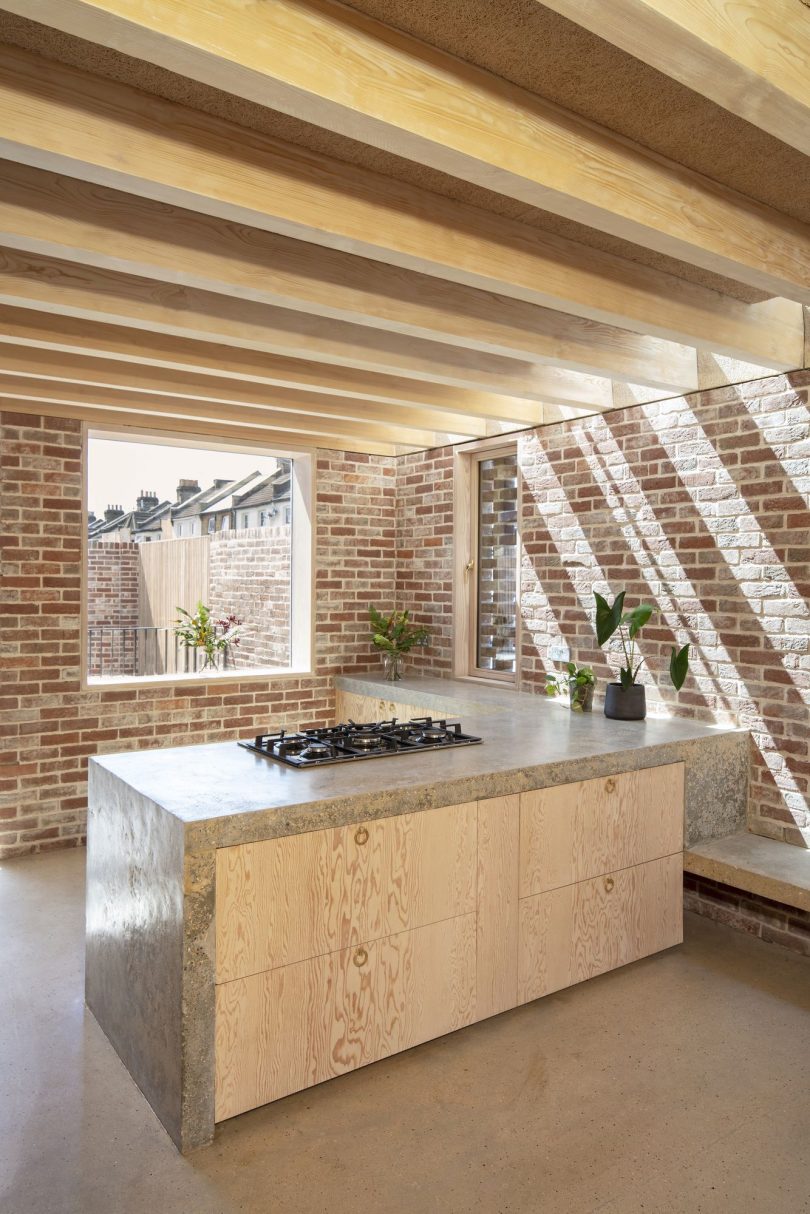 由McMahon Architecture设计的极简住宅Leyton House