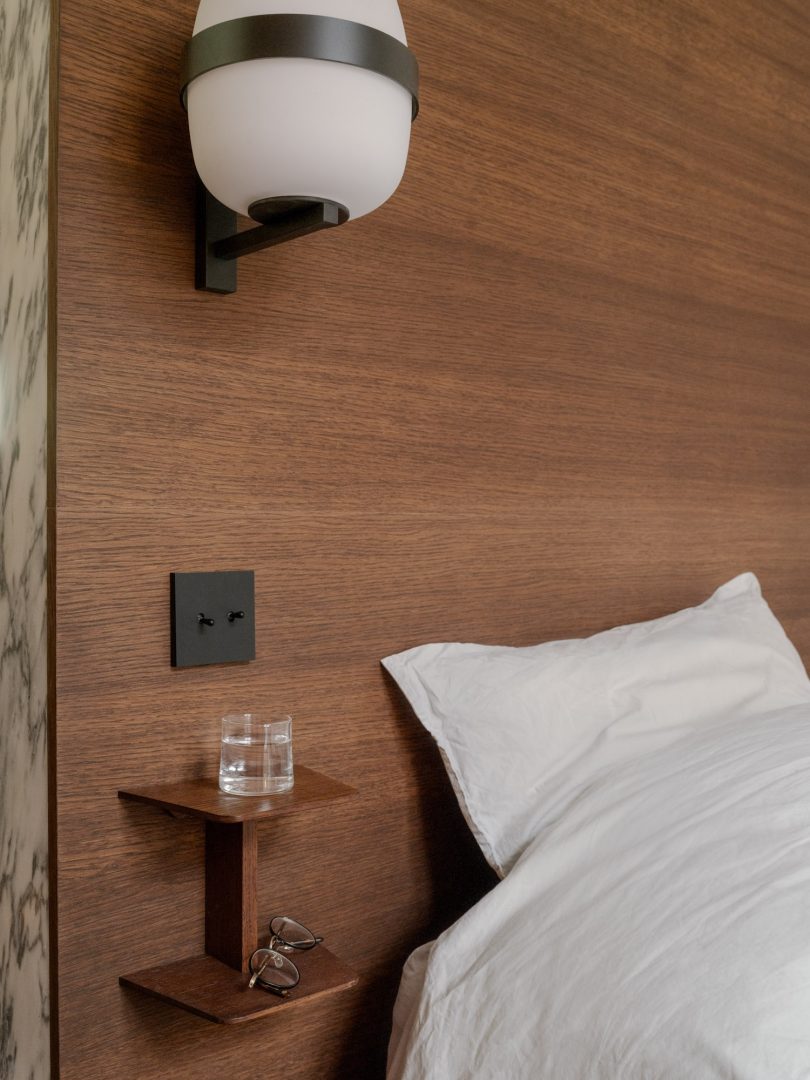 由Louis Denavaut设计的简约公寓Lunain Apartment