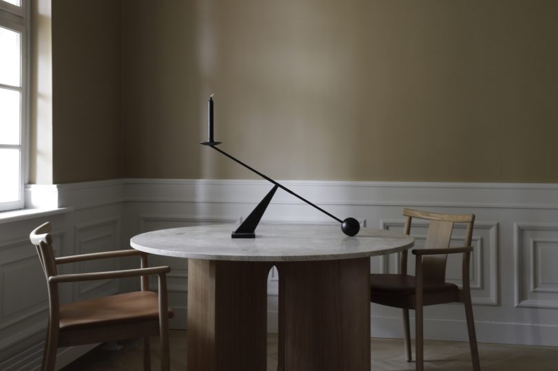 由Skogstad & Wærnes设计的极简主义餐椅Merkur