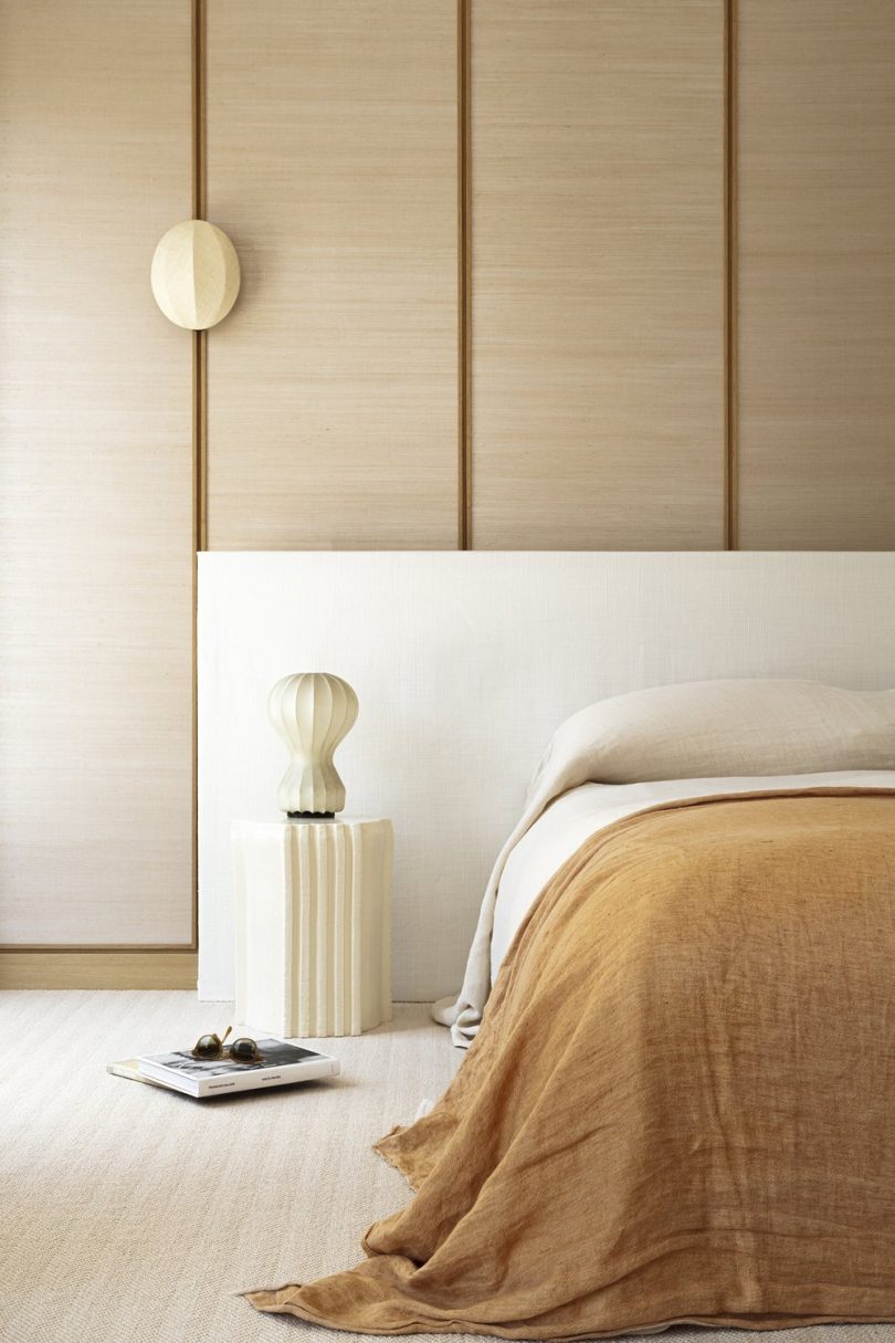 由AFTER BACH设计的极简空间Montaigne