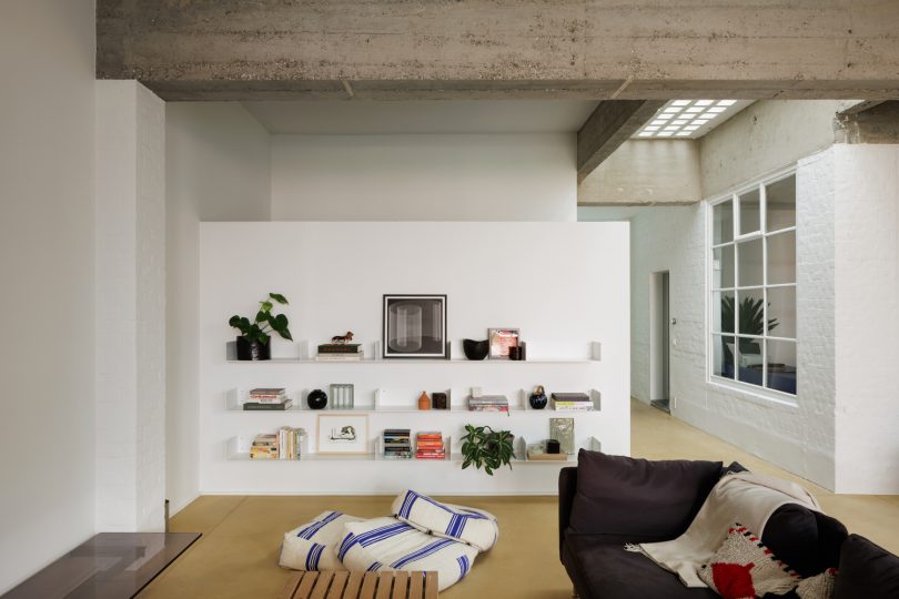 由Studio Contekst设计的极简住宅Project Mercurius