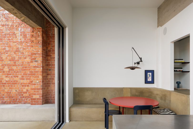 由Studio Contekst设计的极简住宅Project Mercurius