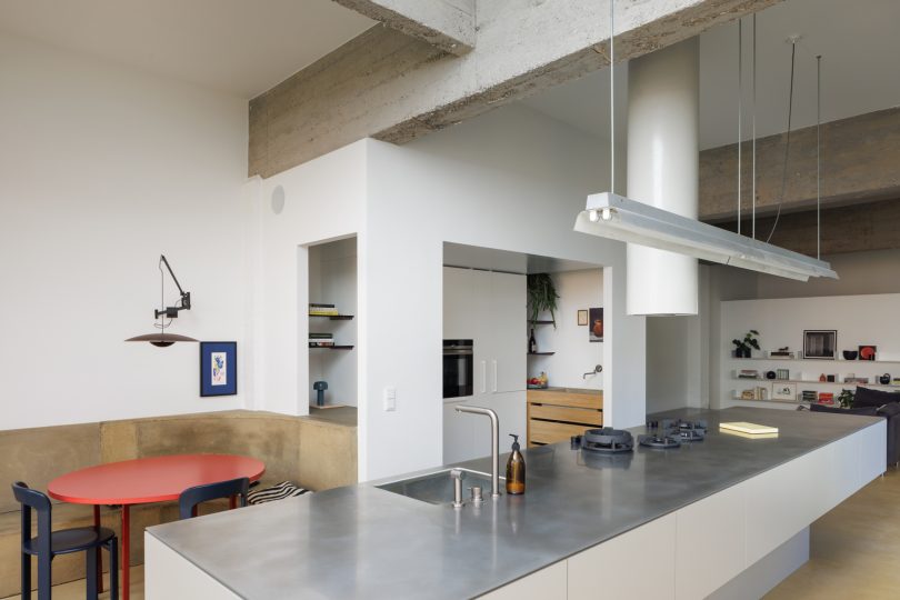 由Studio Contekst设计的极简住宅Project Mercurius