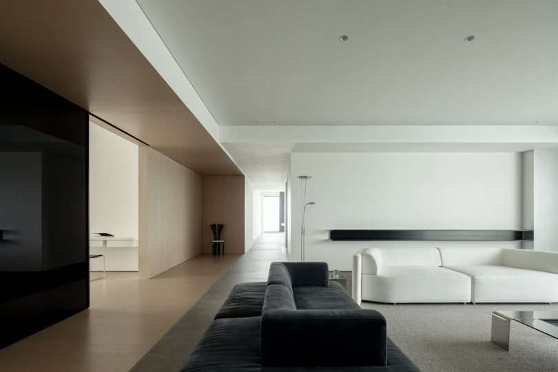 BETWEEN DESIGN设计的极简公寓Waterfront Apartment