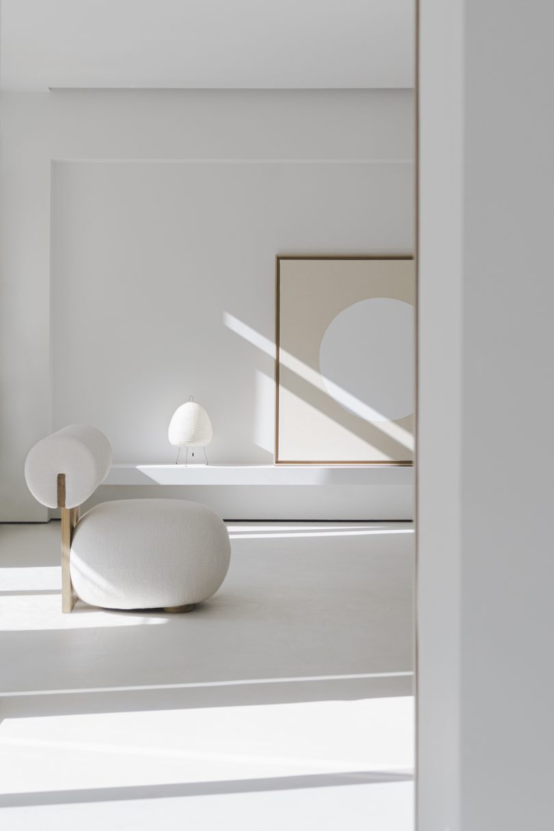 由Deza Setien设计的极简公寓Apartamento Jota