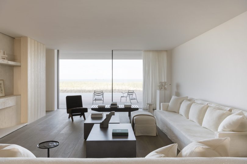 Eline Ostyn的极简室内设计Blanke Top OG