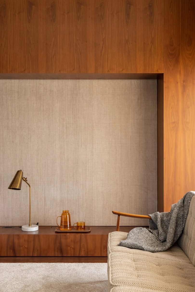 由Studio MK27设计的简约公寓Flat #6 Apartment