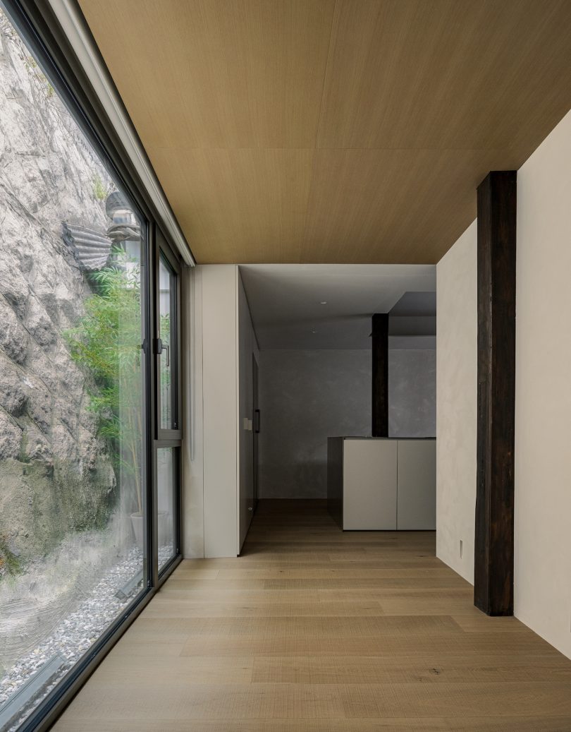 由OFTN Studio设计的极简住宅Hiddenjae