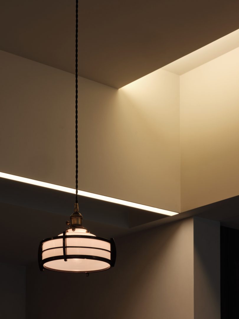 由Zone design设计的极简主义住宅LEE House