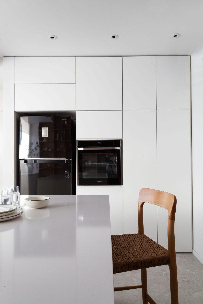 由noma estudio设计的极简主义公寓Mendoza Apartment