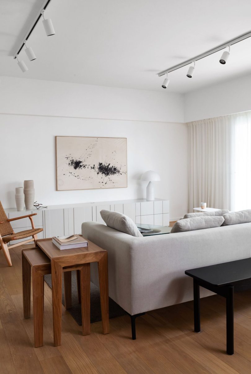 由noma estudio设计的极简主义公寓Mendoza Apartment