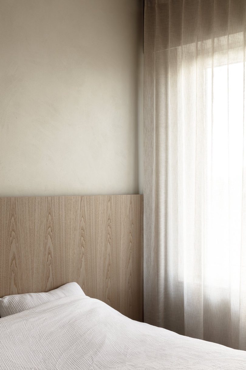 由TJIP设计的极简主义住宅Paardevissers