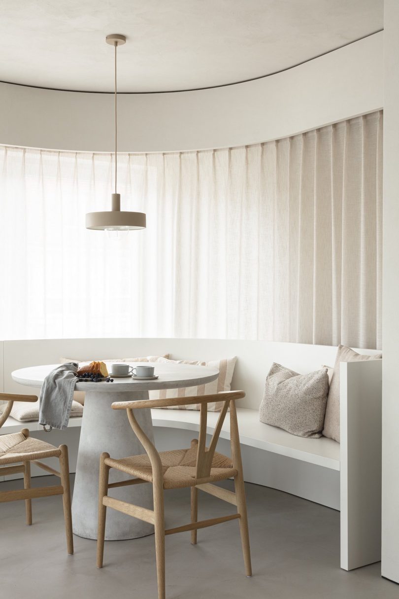 由TJIP设计的极简主义住宅Paardevissers